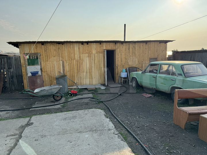 Дом 60 м² на участке 10 га