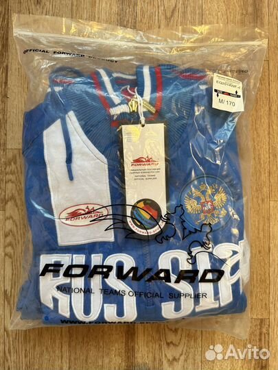 Костюм спортивный