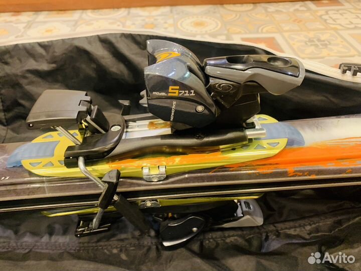 Горные лыжи salomon