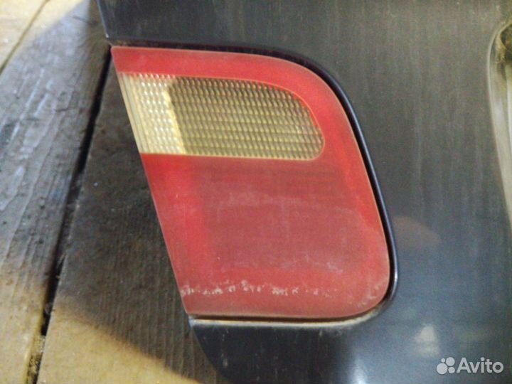 Фонарь крышки багажника левый BMW 3 серии, IV E46