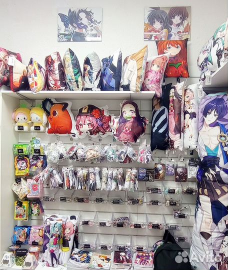 Аниме значки и брелоки