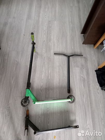 Продам трюковой самокат