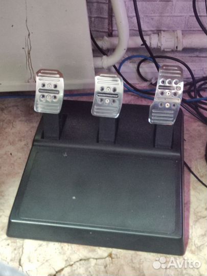 Игровой руль Thrustmaster TMX Pro Force FB + кпп