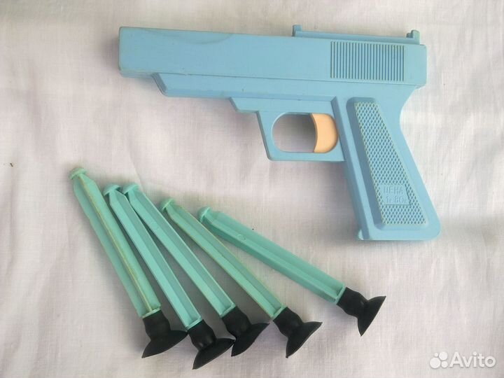 Игрушечный пистолет, робот шагающий, СССР