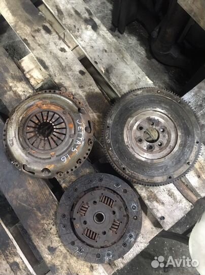 Комплект сцепления 1.6 BSE VW Jetta 5