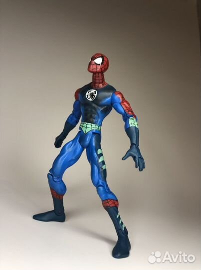 Фигурка Человек Паук Toy Biz 2002 Spider man