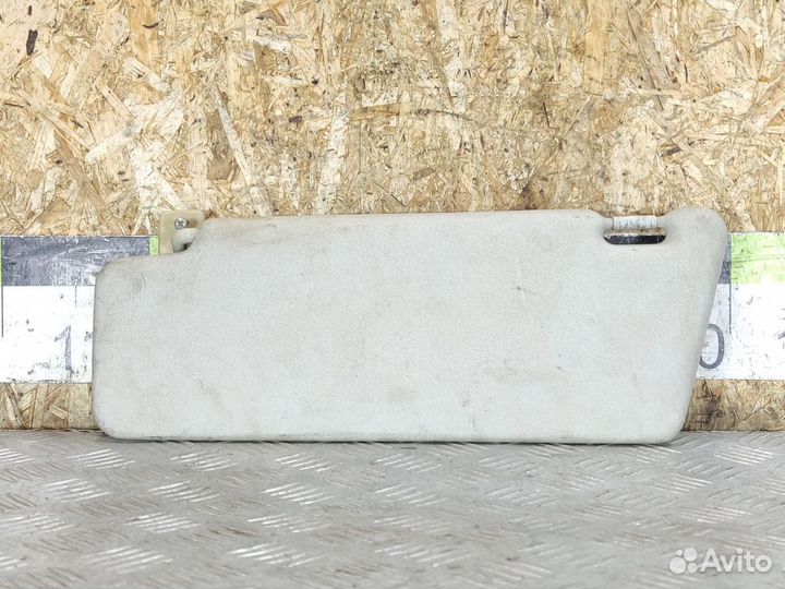 Козырек солнцезащитный C 202