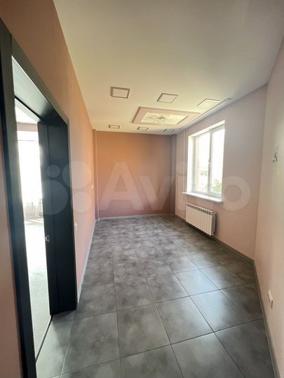 Офис, 72 м² 2х комнатный