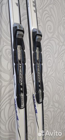 Продам лыжи+ботинки