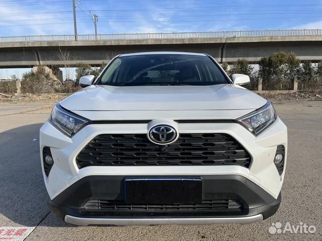 Toyota RAV4 2.0 CVT, 2021, 56 000 км