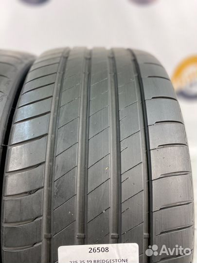 Bridgestone Potenza S005 235/35 R19 93Y