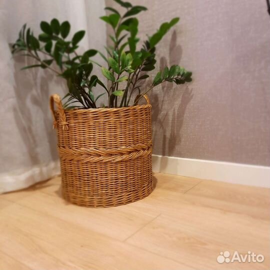 Корзина, кашпо плетеная большая