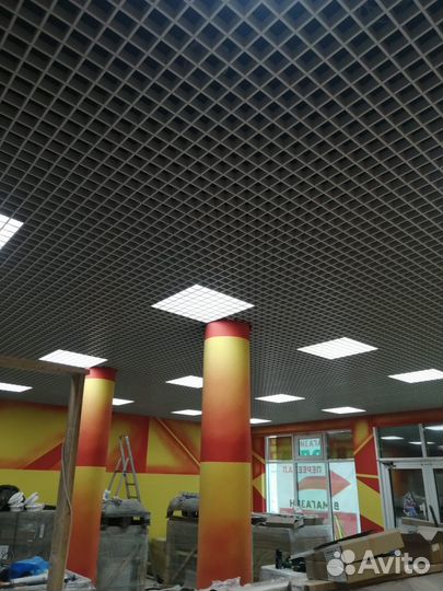 Потолок грильято белый 75х75