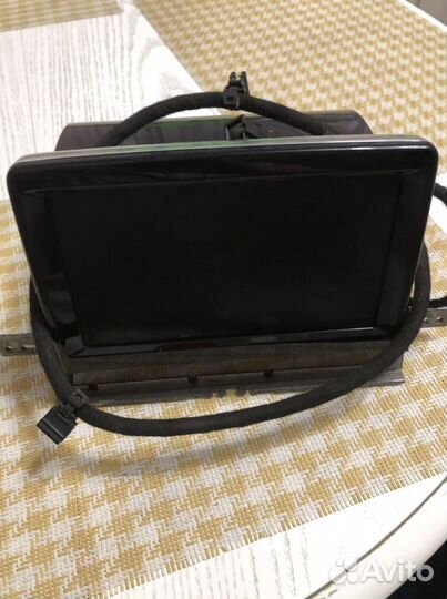 Привод с монитором ауди а8 д3