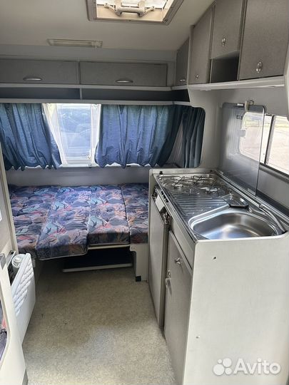 Прицеп-дача Beyerland Sprinter 390D, 1996