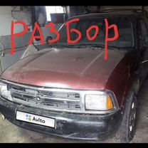 Chevrolet Blazer 2.2 MT, 1997, битый, 100 000 км, с пробегом, цена 21 000 руб.