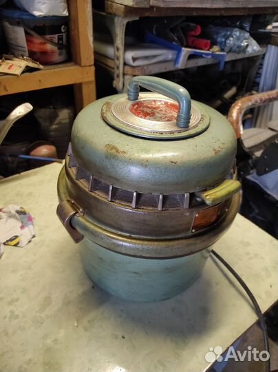 Пылесос раритетный