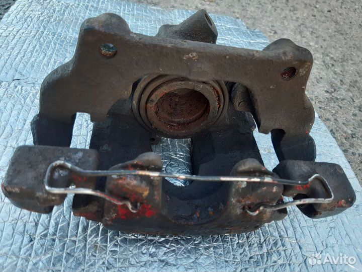 Передний супорт мерседес 210