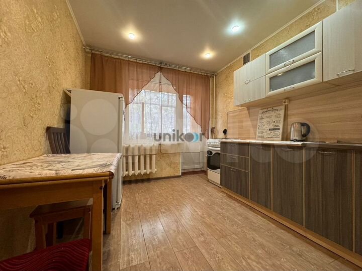 2-к. квартира, 50 м², 3/10 эт.