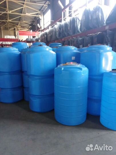 Емкость пластиковая для воды кас жку