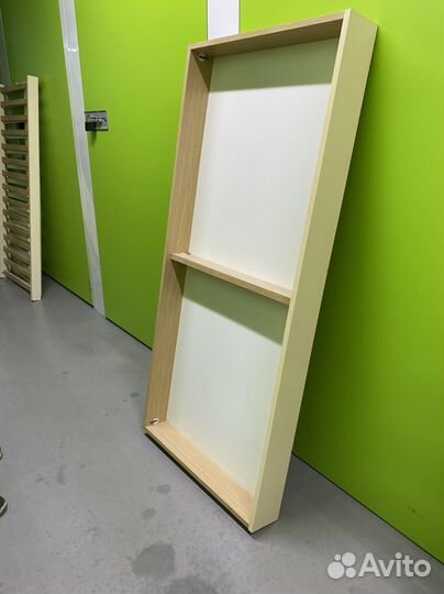 Детская кроватка и комод