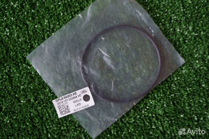 Насос водяной(помпа) 4.4TDV8 Range Rover- LR022688