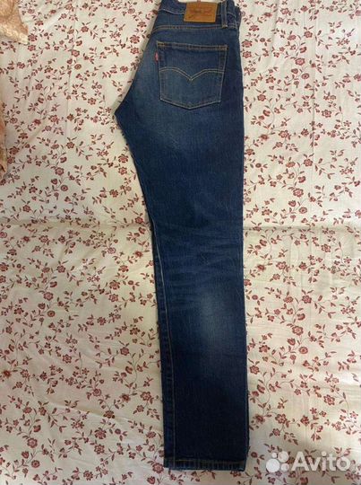 Джинсы