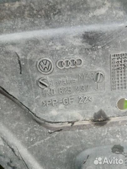 Защита двигателя Volkswagen Golf Plus 5M BMY (1.4)