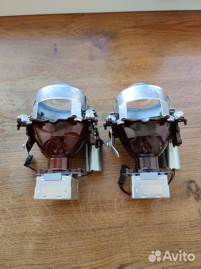 Комплект штатных ксеноновых линз Freelander 2