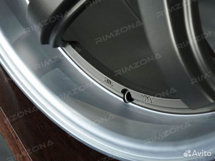 Литые диски Work R18 для Volkswagen. Арт1784