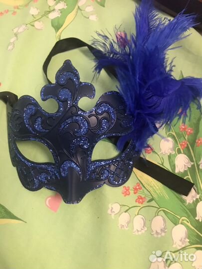 Маска венецианская