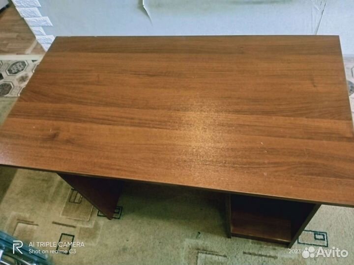 Письменный стол для школьника бу