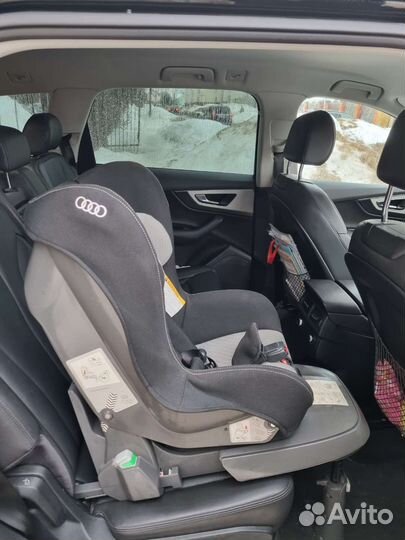 Детское автокресло audi