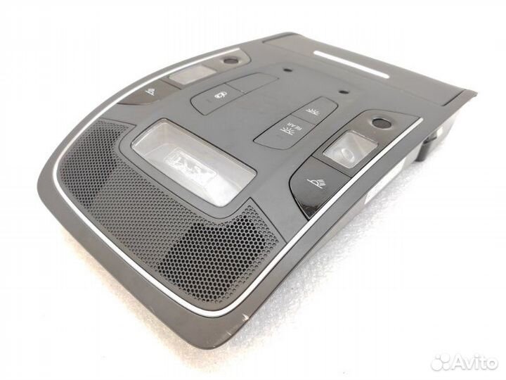 Плафон подсветки салона передний Audi A6 C7 1.8