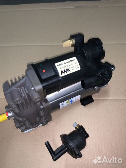 Компрессор пневмоподвески Range Rover Land Rover