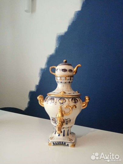 Гжельская шкатулка 