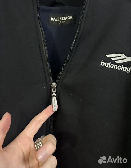 В Наличии Balenciaga 3b sports зип худи