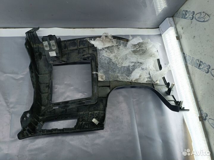 Накладка рулевой колонки Hyundai Solaris