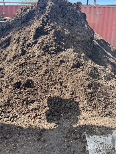 Подготовленая земля в мешках