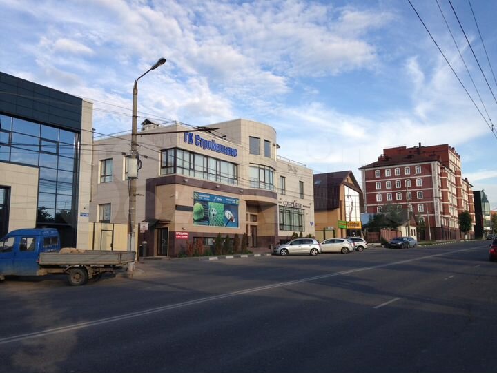 Торгово-офисная площадь с ремонтом, 220 м²