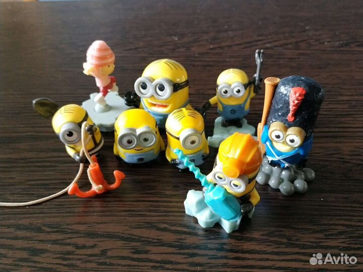 Миньоны, Киндер сюрприз