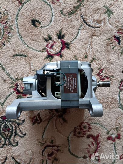 Двигатель от стиральной машины