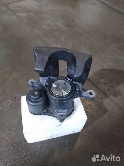 Суппорт тормозной Фольксваген тигуан