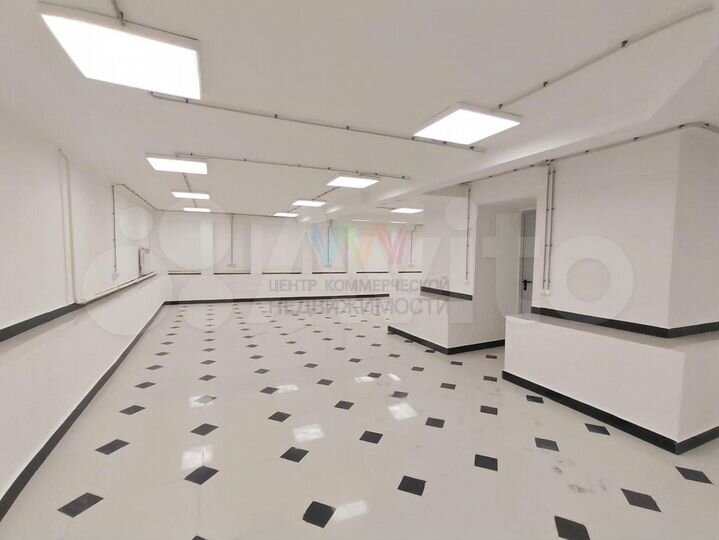 Торгово-офисное помещение по ул. Пархоменко 155а