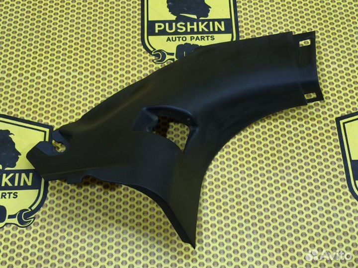 Обшивка стойки передней нижняя левая Mitsubishi