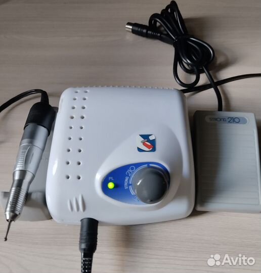 Аппарат для маникюр Strong 210/120с педалью