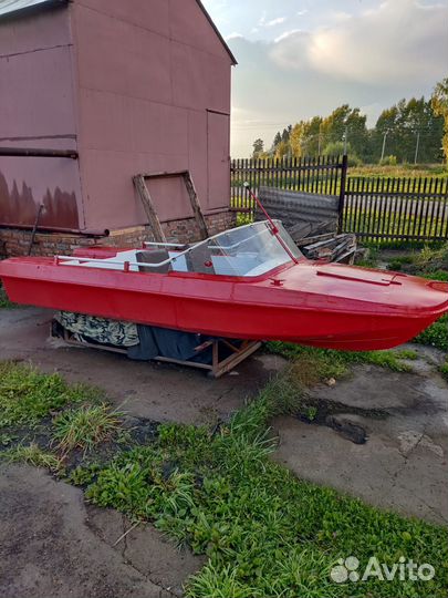 Моторная лодка Обь 3
