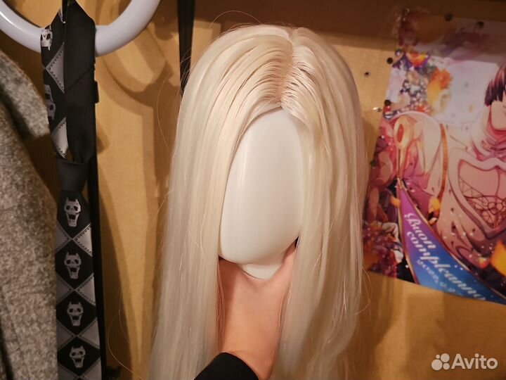 Парик женский длинный платиновый блонд