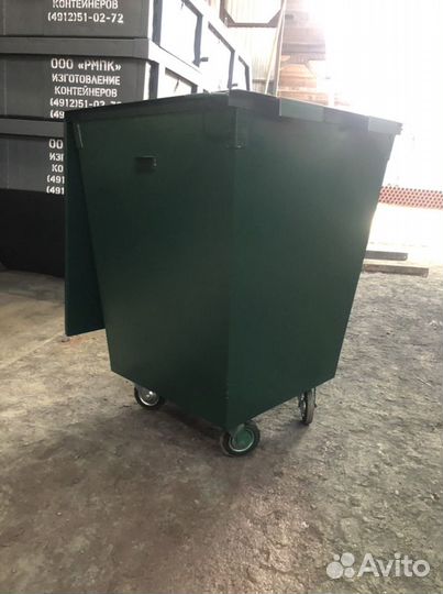 Мусорный контейнер 0,75 на колесах с крышкой