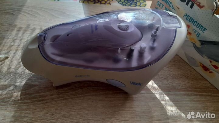 Маникюрный набор vitek vt-2201